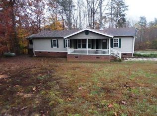 232 Freeman Ridge Trl, Pilot Mtn, NC 27041