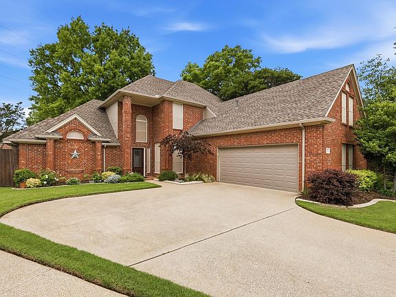 2nd image of 2701 Holly Brook Ct