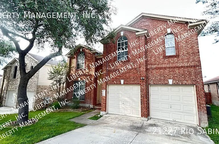 21227 Rio Sabinal — Photo 3
