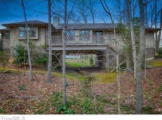 110 Cottonwood Dr, Jamestown, NC 27282