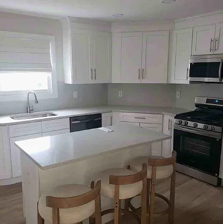 4 bed, 3.5 bath, 1800 sqft, $4,500 — Photo 2
