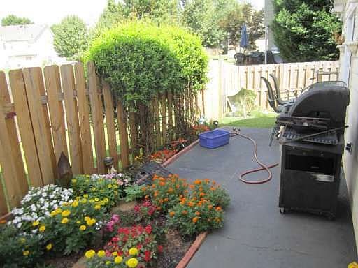 4th image of 1140 Birchwood Ln