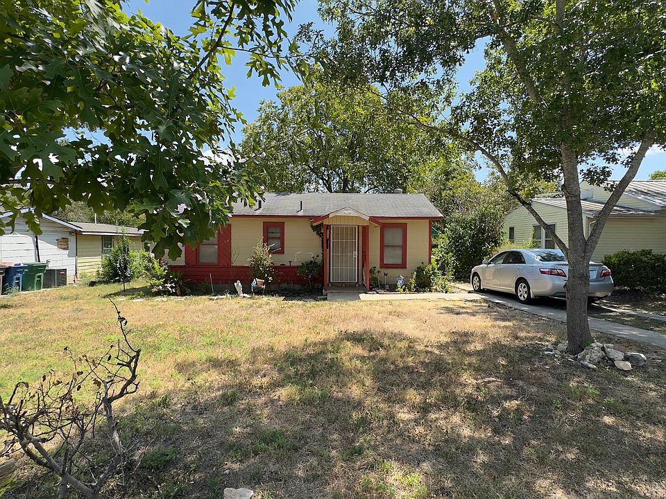1st image of 322 KIPLING AVE