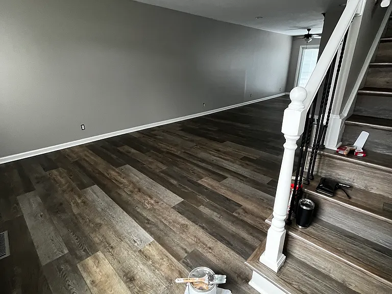 2100 Cottingham Dr — Photo 3