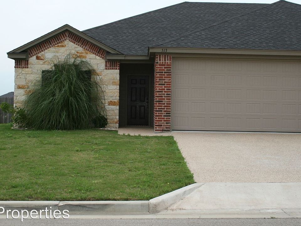 1st image of 513-515 Fieldstone Dr