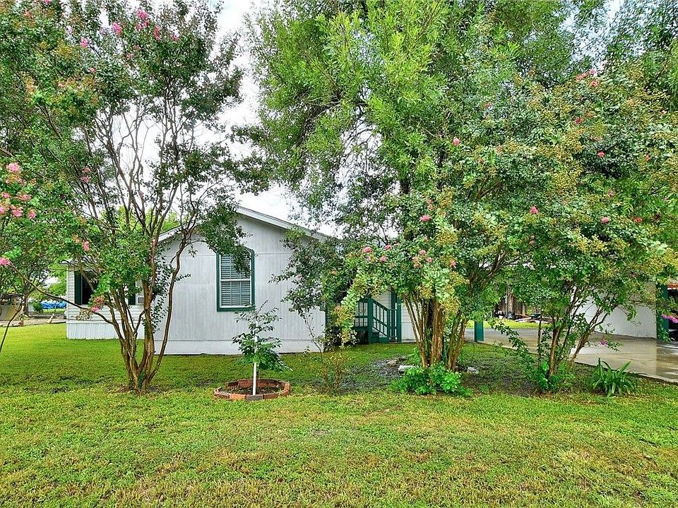 1st image of 202 Windy Hollow Ln