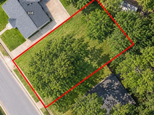 304 Cedar Crest Ct, Lafayette, LA 70501