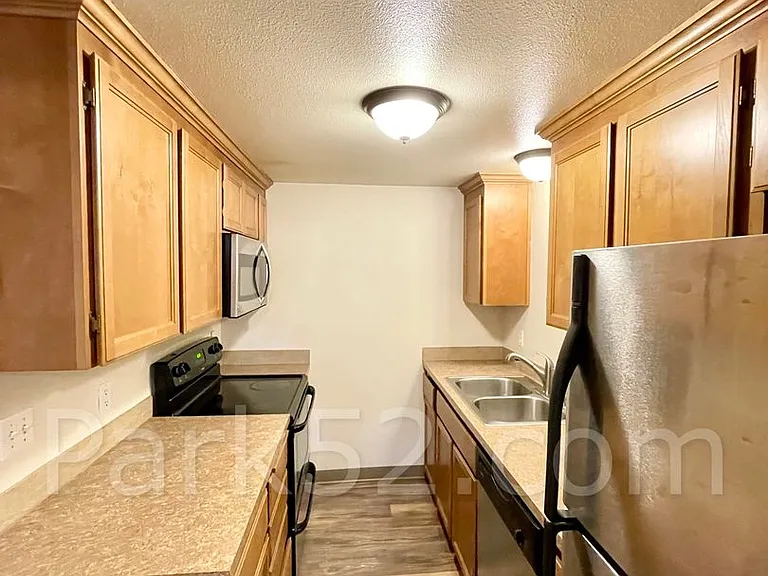 401 North M St #C — Photo 6
