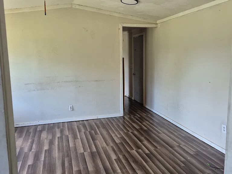 22 Grand Valley Estates Dr — Photo 3
