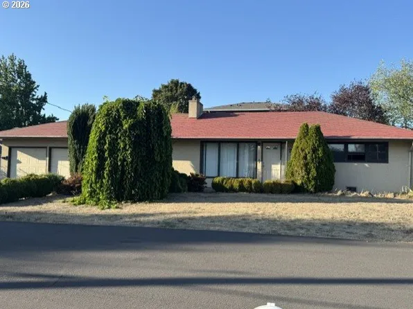 3410 Clark Ave, Vancouver, WA 98661