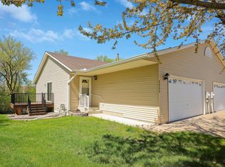 1111 Lilac Ct, Waconia, MN 55387