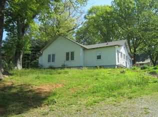 54 Creek Rd, Afton, VA 22920