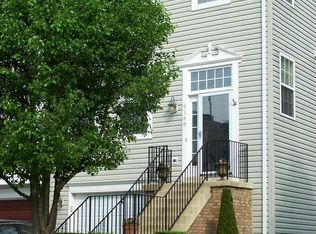 4168 La Mauricie Loop, Dumfries, VA 22025