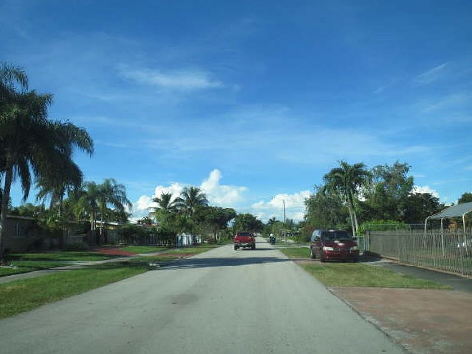 2nd image of 5345 SW 115th Ave