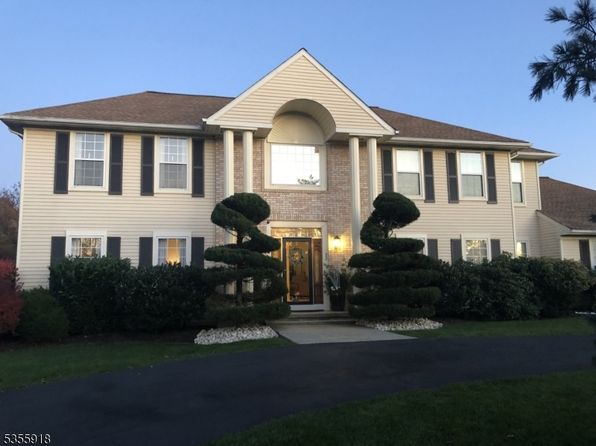 22 Ridings Pkwy, Franklin Twp., NJ 08540