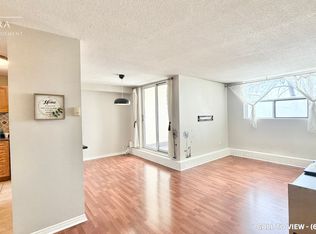 2900 Battleford Rd #412, Mississauga, ON L5N 2V9