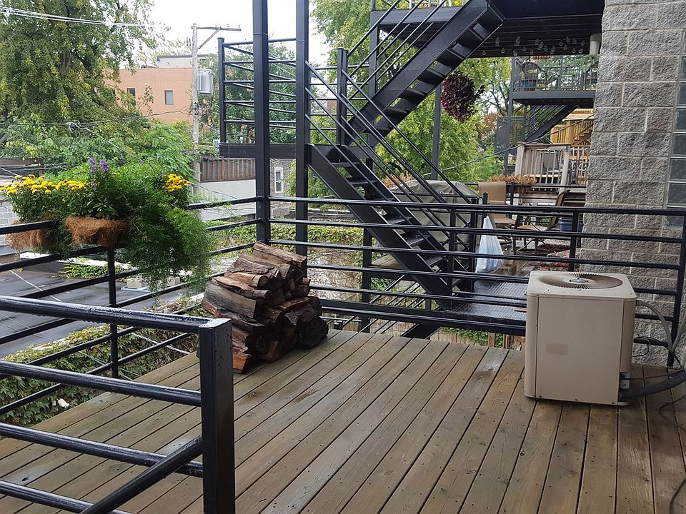 Large Private Deck Off Master