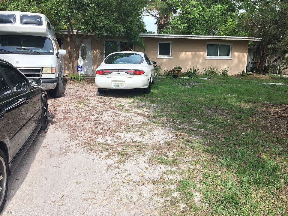 2nd image of 5707 2nd St W