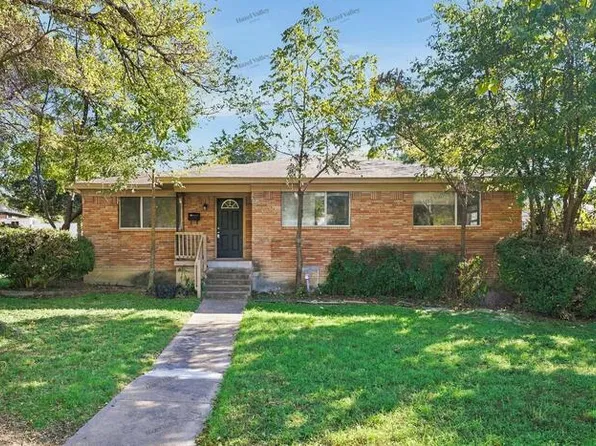 3520 Oak Creek Cir, Dallas, TX 75227