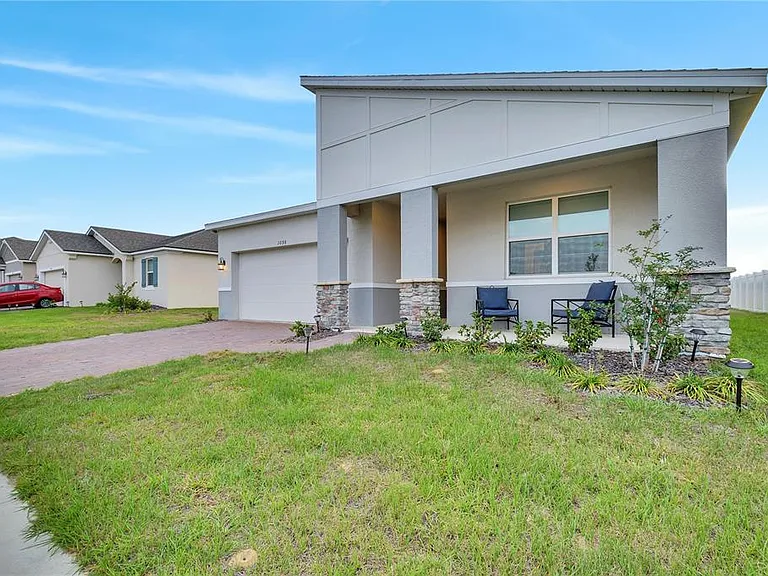 1098 Boardwalk Pl — Photo 35
