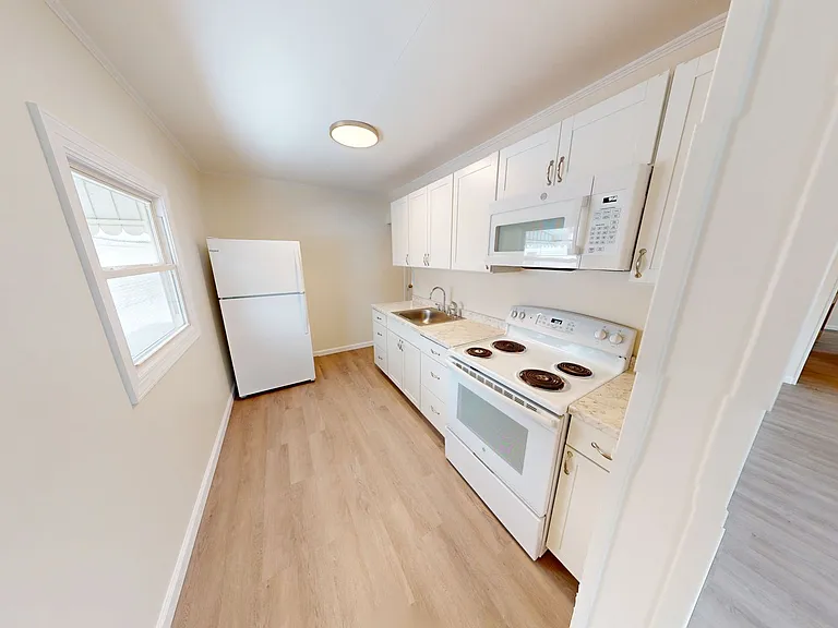 13 Hawley Ave — Photo 6