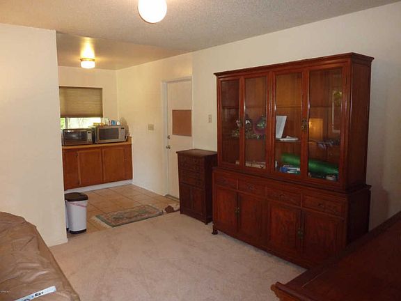 5th image of 430 Crocker Ave