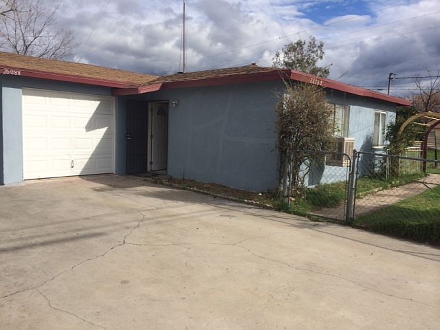 1st image of 26092 9th St