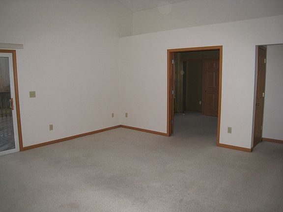 3rd image of 5841 Brinkwater Blvd