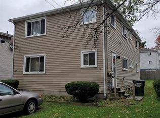 460 Grandview Ave, Barberton, OH 44203