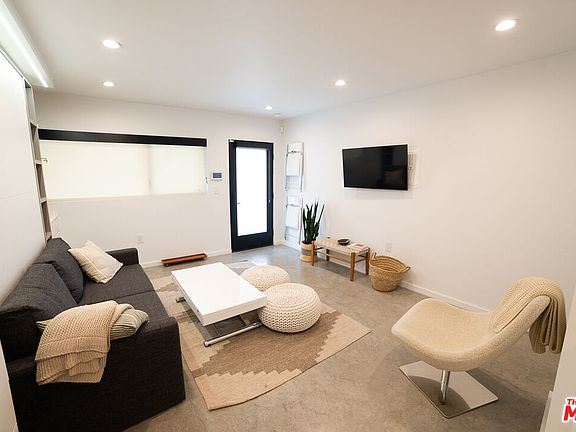 5th image of 14 Brooks Ave APT 10