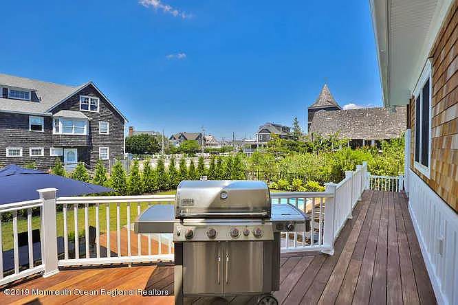 1328 Ocean Ave — Photo 41