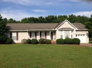 1884 Fall River Rd, Lawrenceburg, TN 38464