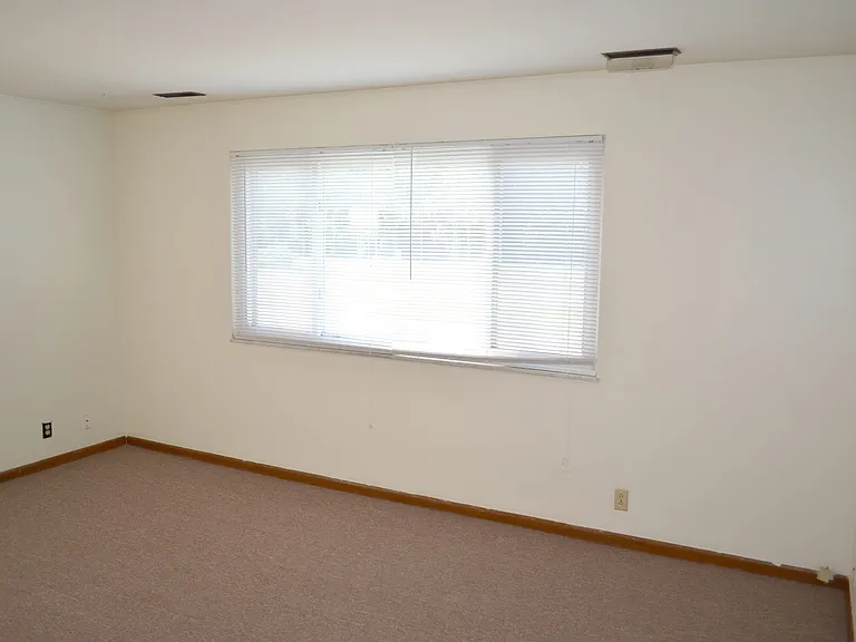 6300 Ervin Rd #11 — Photo 15