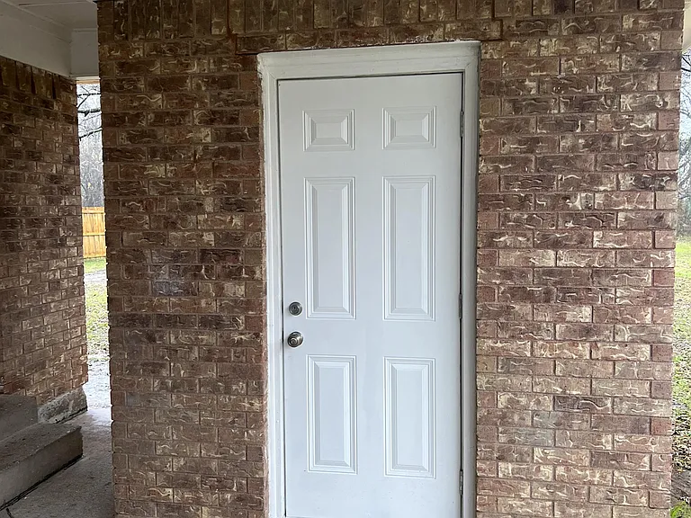 309 S Park St — Photo 12