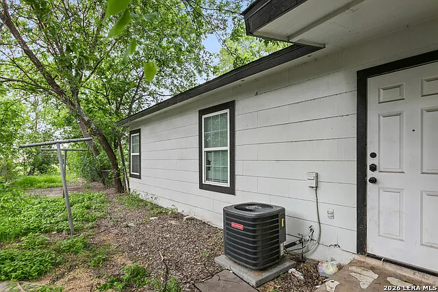 3040 Weir Ave — Photo 7
