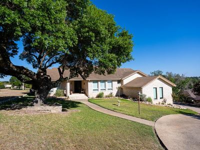 216 Lakewood Dr, Kerrville, TX, 78028