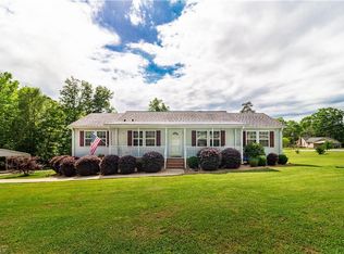 2492 Rockcrusher Rd, Lexington, NC 27292