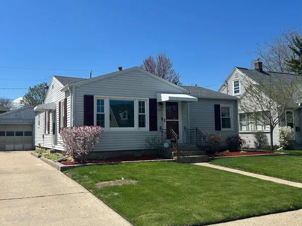 404 Pleasant St, Fond Du Lac, WI 54935