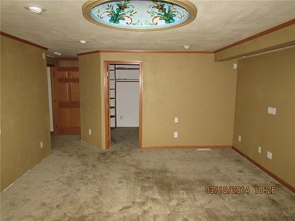 4th image of 18611 68th St E