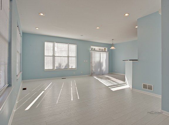 2nd image of 391 Shadow Creek Dr