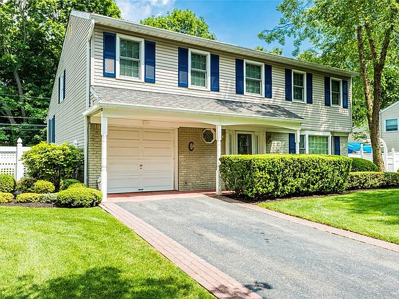 2nd image of 5 Salisbury Dr S