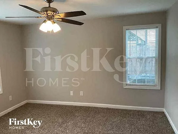 100 Ash Ave NW — Photo 6