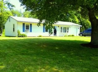 16 Foothill Rd, Brockton, MA 02302