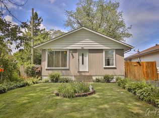 1426 Walnut Dr, Round Lake Beach, IL