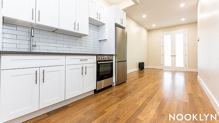 1st image of 170 Jefferson St APT 3R