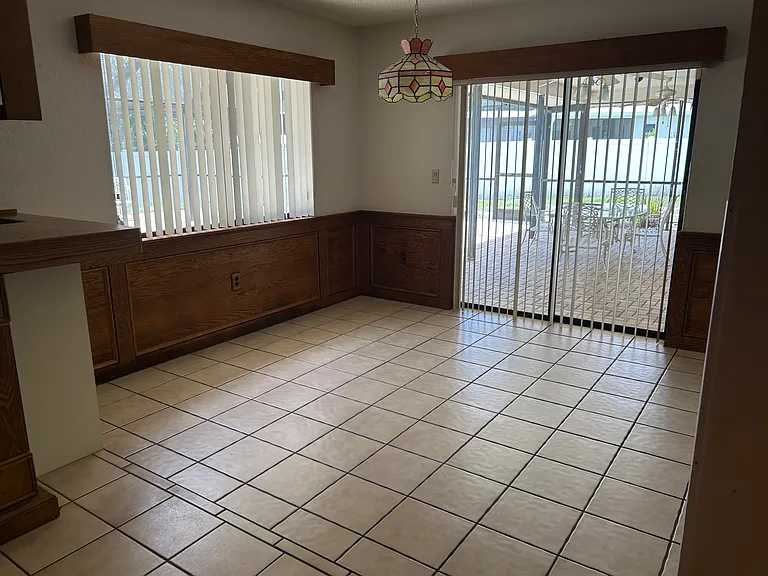4380 Puritan Ln — Photo 4