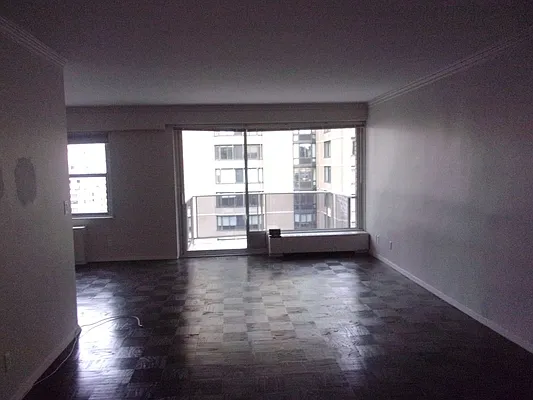 Rented by Carlyle Property Management | media 22