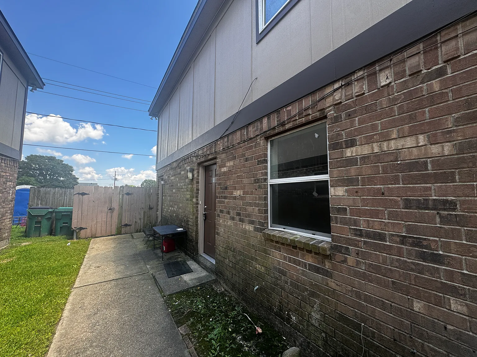 3 bed, 1500 sqft, $1,350 — Photo 2