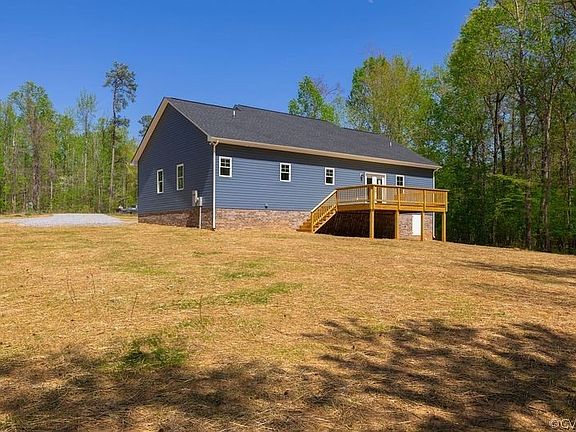 3rd image of 20691 Scarlet Oak Dr