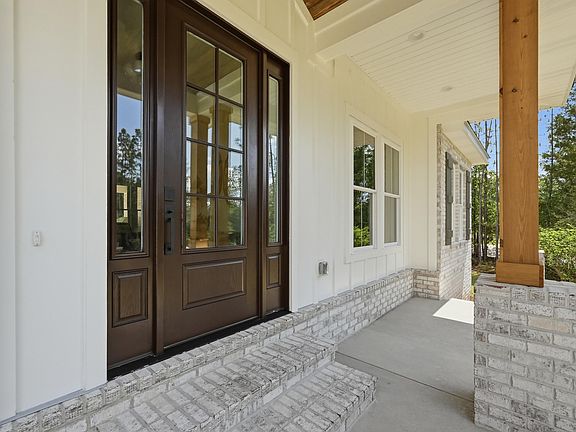 5th image of 5509 Fenny Way